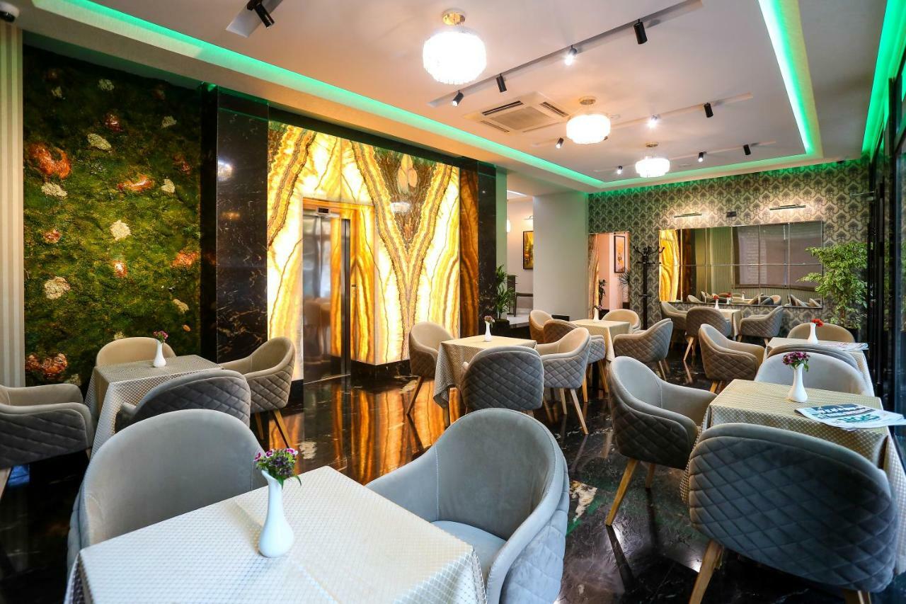Emerald Boutique Hotel Tirana Exterior photo